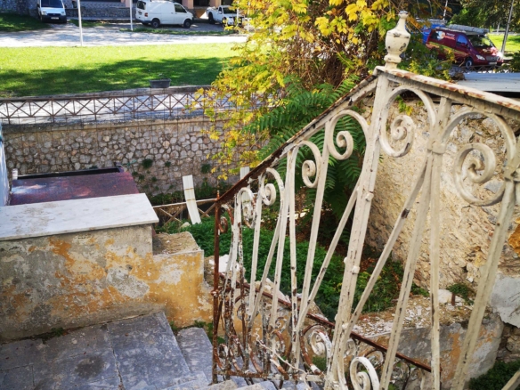Μονοκατοικία στο κέντρο της Λιβαδειάς
