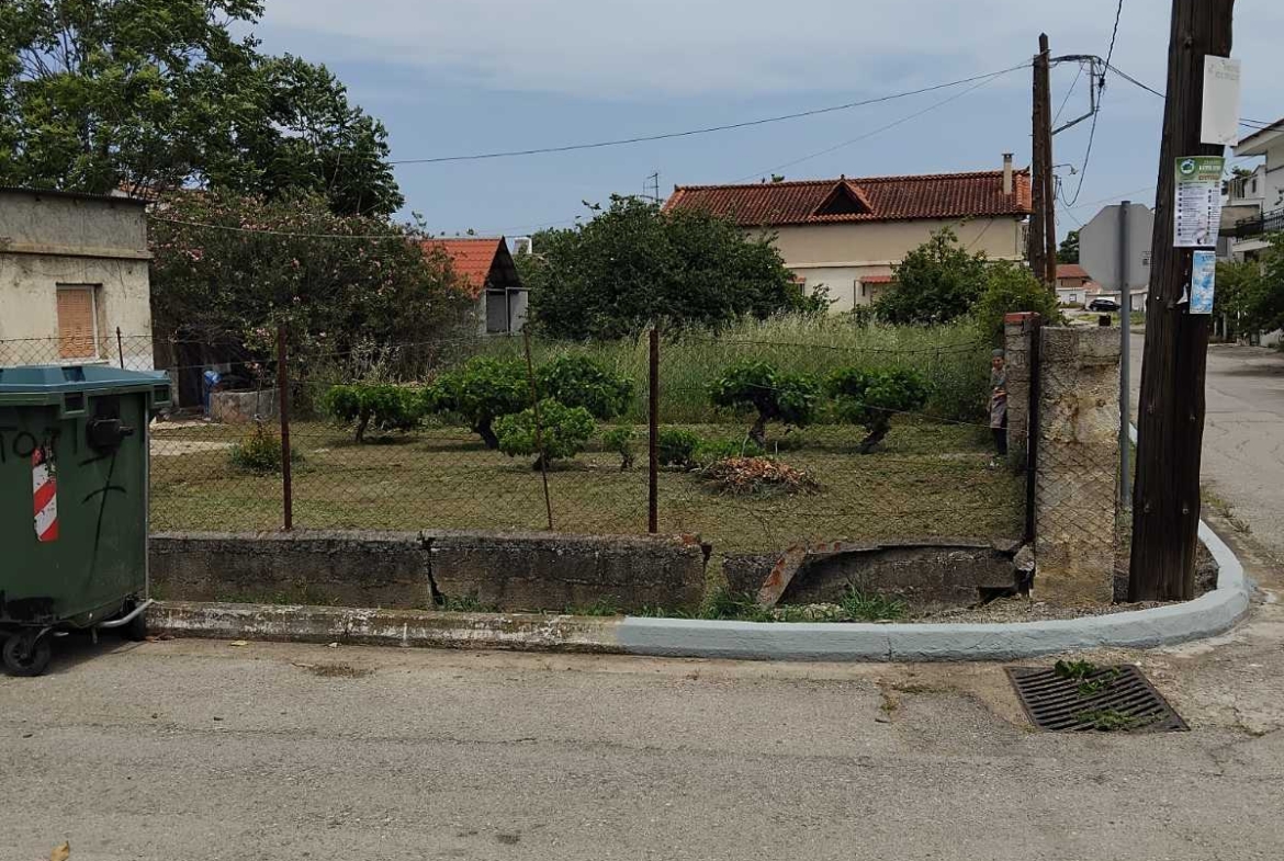 Οικόπεδο κεντρικό 360 τ.μ. στην Αλίαρτο Βοιωτίας
