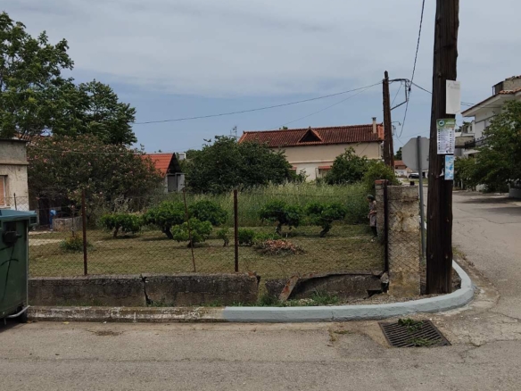 Οικόπεδο κεντρικό 360 τ.μ. στην Αλίαρτο Βοιωτίας