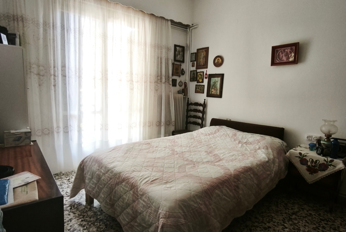 Υπερυψωμένο ισόγειο διαμέρισμα στον Ορχομενό