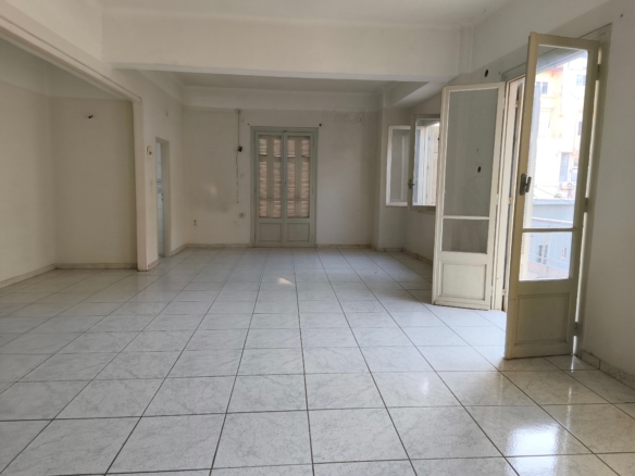 Όροφος γραφείων 174τμ Λιβαδειά Βοιωτίας