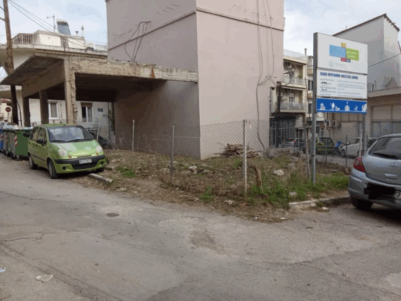 Πωλείται οικόπεδο γωνιακό τεσσάρων προσόψεων