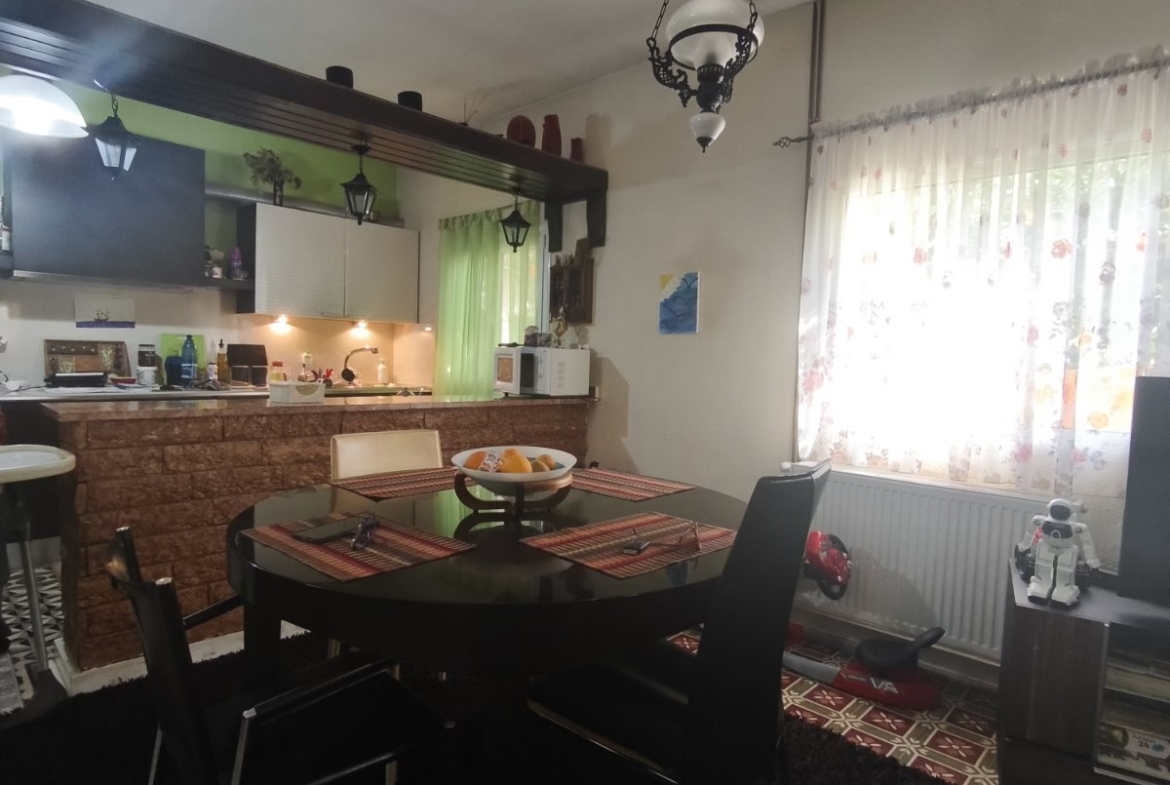 Πωλείται Παραθαλάσσια Διώροφη Μονοκατοικία στην Παραλία Σαράντη Βοιωτίας