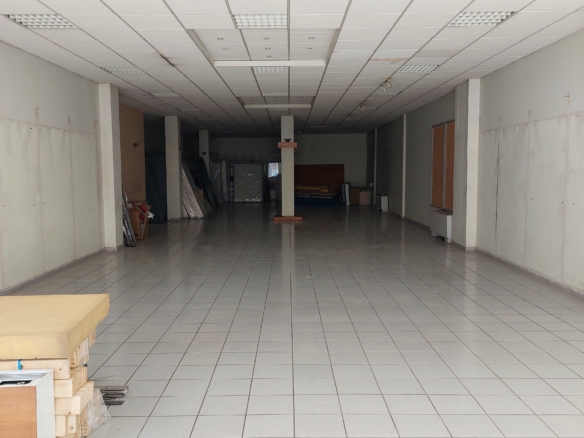 Ενοικιάζεται Ισόγειο κατάστημα 246 τμ στην Λιβαδειά Βοιωτίας