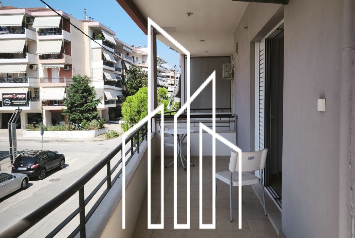 Πωλείται διαμέρισμα 1ου ορόφου, 53 τ.μ. στην Λιβαδειά Βοιωτίας.