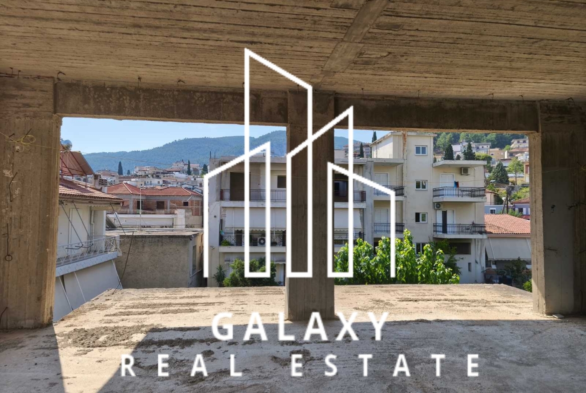 Πωλείται ημιτελές διαμέρισμα στην Λιβαδειά Βοιωτίας