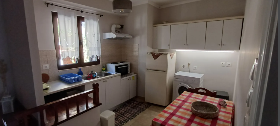 Ενοικιάζεται γκαρσονιέρα στην Αράχωβα Βοιωτία