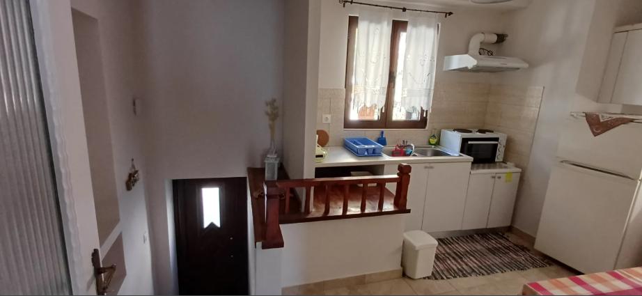 Ενοικιάζεται γκαρσονιέρα στην Αράχωβα Βοιωτία